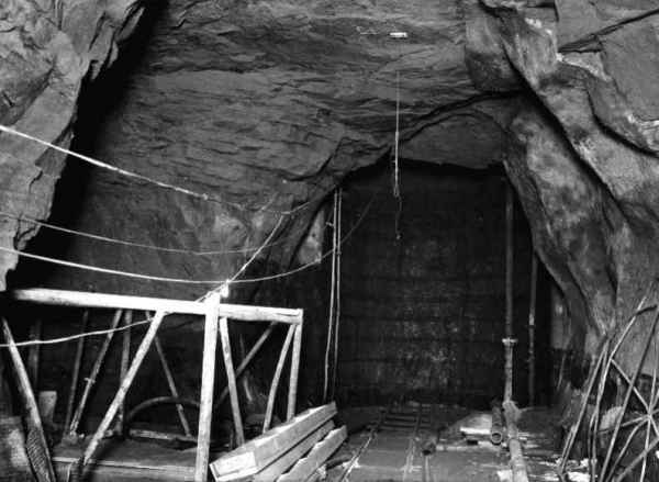 Foot of Shaft 7A showing Sika treatment in progress - 17 June 1955