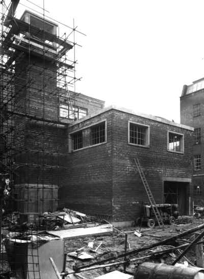 Surface building (Back George St) nearing completion viewed form North corner - 15 Nov 1960